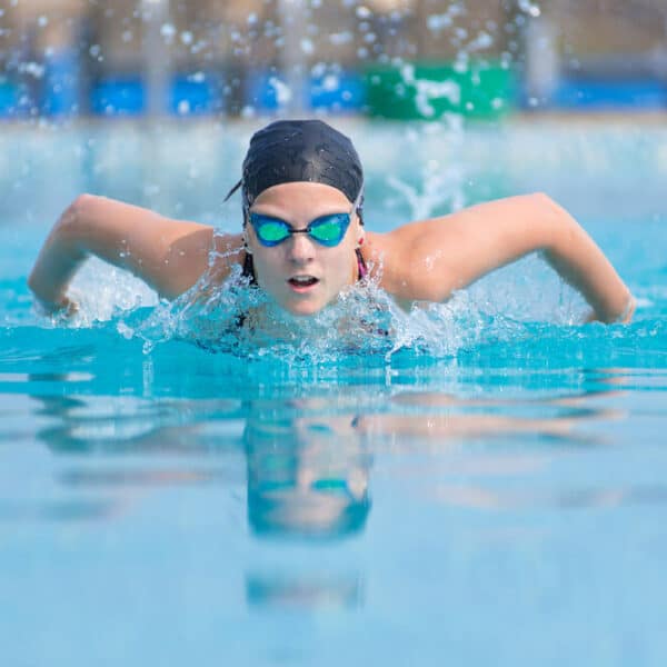 Les meilleurs gants palmés de natation