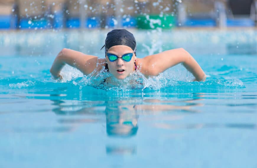 Les meilleurs gants palmés de natation